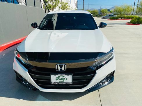 Used 2021 Honda Accord Sport image 3