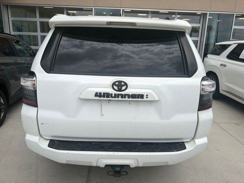 Used 2021 Toyota 4Runner SR5 Premium w/ Moonroof Package RWD image 5