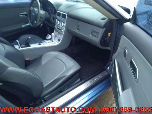 Used 2005 Chrysler Crossfire Limited image 7