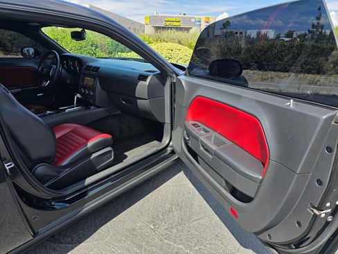 Used 2013 Dodge Challenger R/T RWD image 26