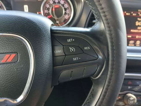 Used 2015 Dodge Challenger R/T w/ Quick Order Package 22B R/T image 20