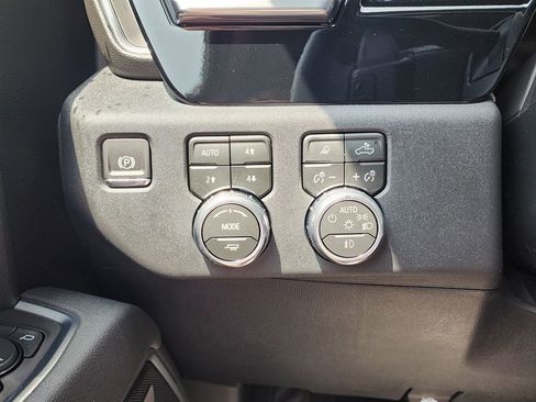 New 2026 GMC Sierra 1500 SLT w/ SLT Premium Plus Package AWD/4WD image 19