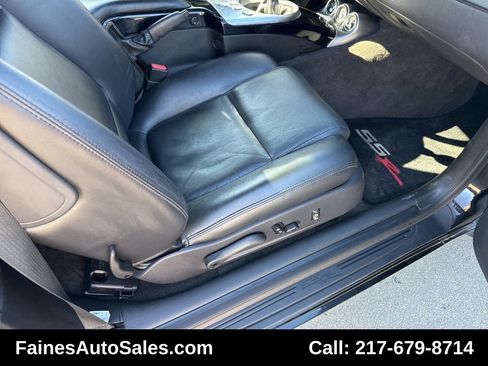 Used 2005 Chevrolet SSR w/ Preferred Equipment Group image 70