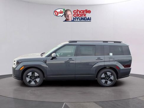 New 2026 Hyundai Santa Fe SEL FWD image 2