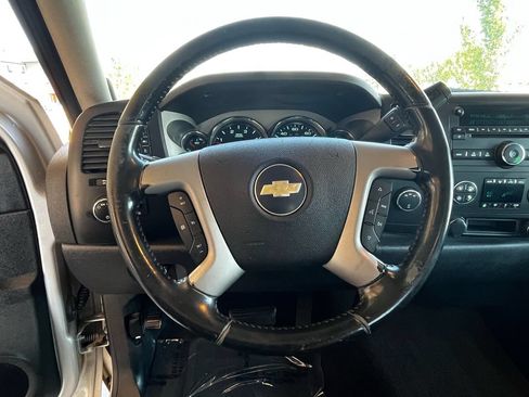 Used 2007 Chevrolet Silverado 2500 LT w/ 1LT Convenience Package AWD/4WD image 11