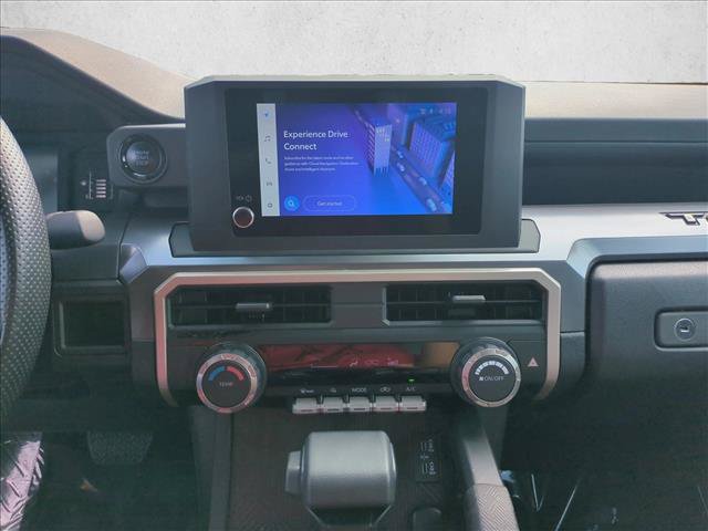 Used 2025 Toyota Tacoma SR5 AWD/4WD image 14