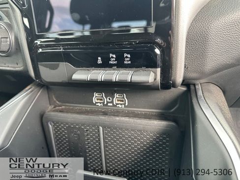 Used 2026 RAM 1500 Big Horn AWD/4WD image 25