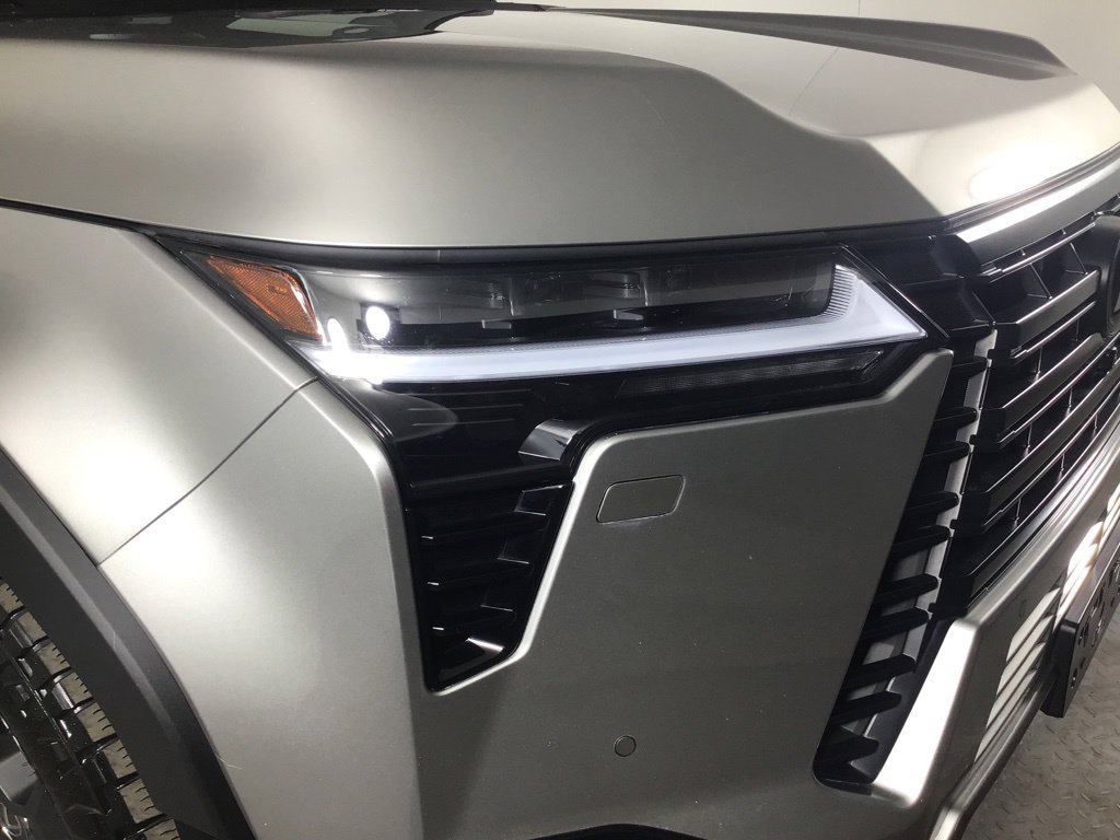 Used 2024 Lexus GX 550 AWD/4WD image 15