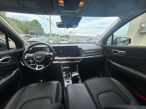 Certified 2024 Kia Sportage EX FWD image 19