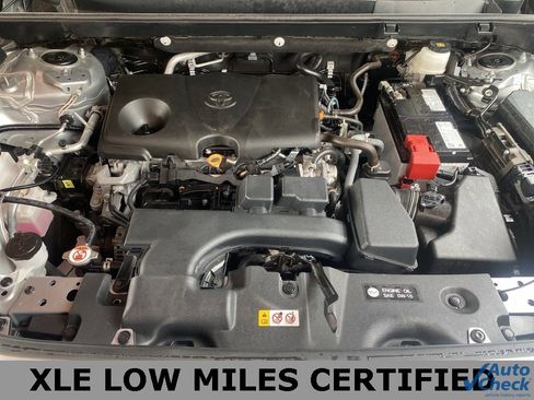Used 2024 Toyota RAV4 XLE image 39
