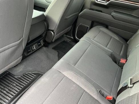 New 2026 GMC Sierra 1500 SLE w/ Preferred Package image 12