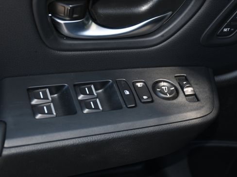 Certified 2025 Honda Pilot EX-L image 10