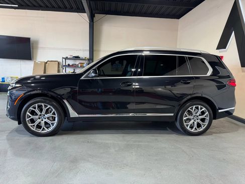 Used 2023 BMW X7 xDrive40i w/ Premium Package image 8