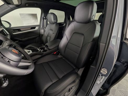 New 2026 Porsche Cayenne S AWD/4WD image 5