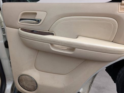Used 2007 Cadillac Escalade AWD image 34