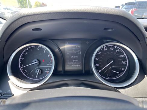 Used 2022 Toyota Camry LE FWD image 7