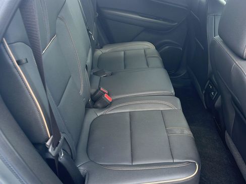 Used 2024 Chevrolet Blazer Premier w/ Driver Confidence II Package FWD image 28