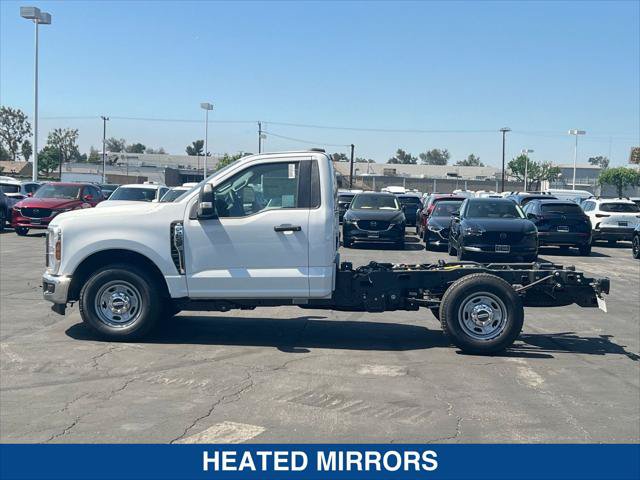 New 2026 Ford F250 XL w/ XL Chrome Package RWD image 2
