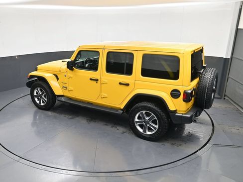 Used 2020 Jeep Wrangler Unlimited Sahara w/ Cold Weather Group AWD/4WD image 24