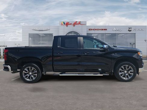Used 2024 Chevrolet Silverado 1500 LT RWD image 6