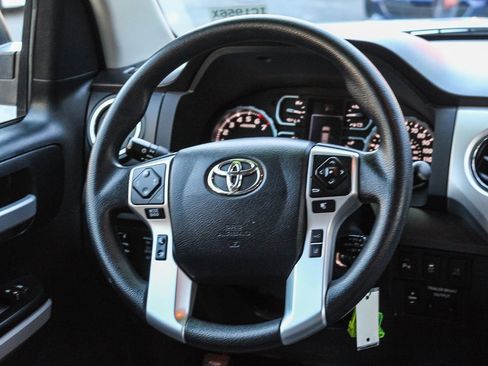 Used 2018 Toyota Tundra SR5 image 16