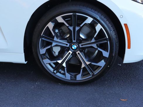 Used 2025 BMW 430i Coupe w/ Convenience Package image 43