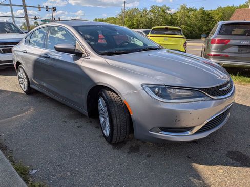 Used 2016 Chrysler 200 Limited w/ Anniversary Edition image 7