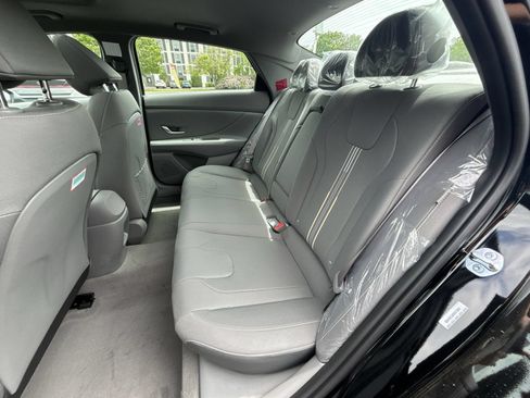 New 2026 Hyundai Elantra SEL Sport Premium FWD image 22