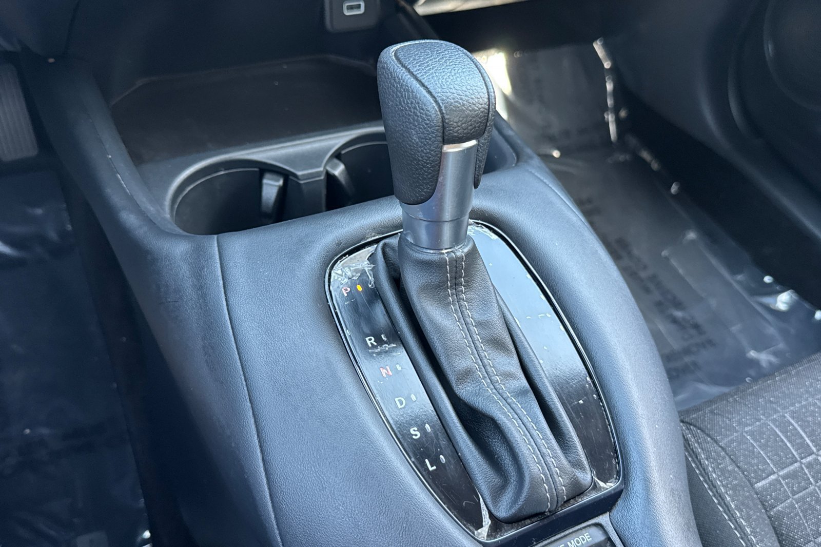 Used 2025 Honda HR-V LX image 24
