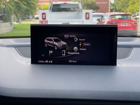 Used 2018 Audi Q7 3.0T Prestige image 27