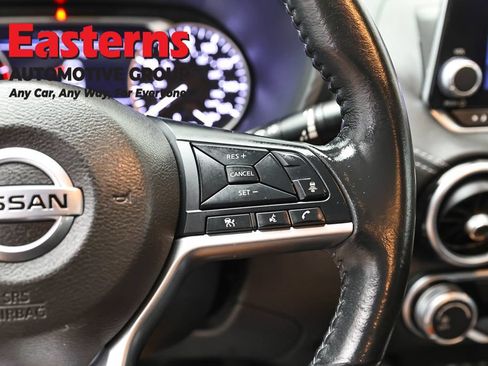 Used 2022 Nissan Sentra SV FWD image 15