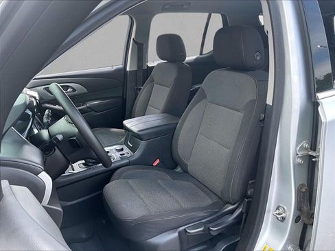 Used 2021 Chevrolet Traverse LS FWD image 27