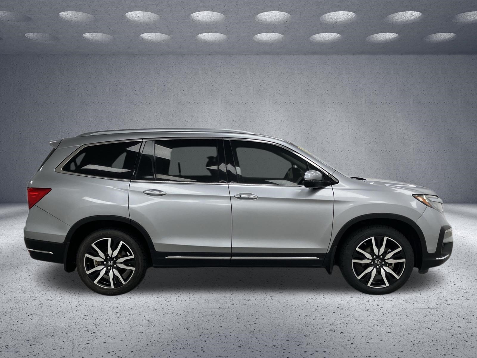 Used 2021 Honda Pilot Touring image 6