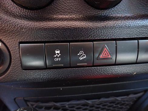 Used 2017 Jeep Wrangler Unlimited Sport w/ Quick Order Package 24S AWD/4WD image 17