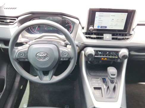 Used 2025 Toyota RAV4 LE FWD image 31
