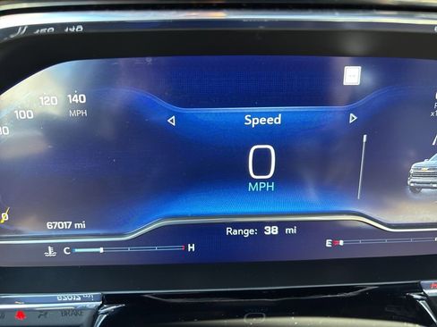 Certified 2023 Chevrolet Silverado 1500 LTZ w/ LTZ Premium Package image 48