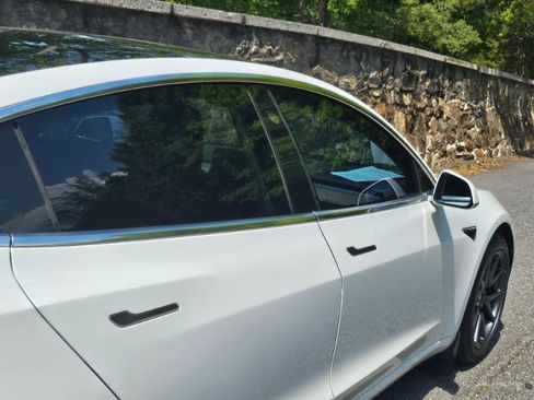 Used 2019 Tesla Model 3 image 20