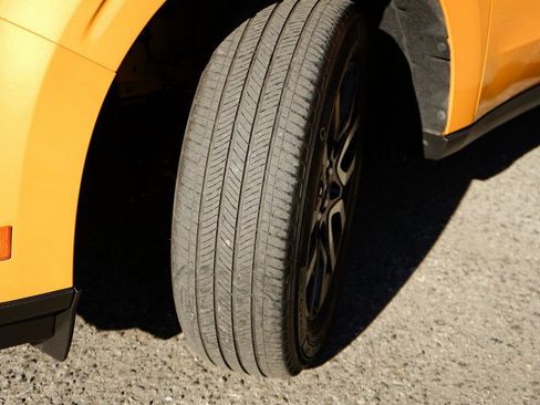 Used 2023 Ford Maverick Lariat w/ Lariat Luxury Package image 45