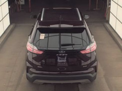 Used 2023 Ford Edge SEL AWD/4WD image 6