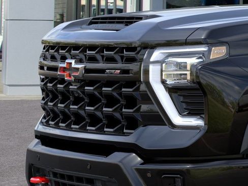 New 2026 Chevrolet Silverado 2500 ZR2 w/ LPO, Dark Essentials Package AWD/4WD image 13