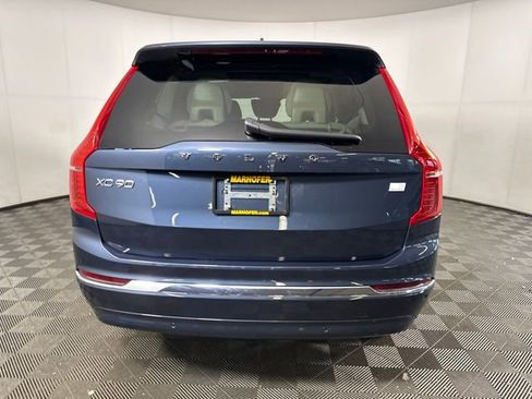 Used 2024 Volvo XC90 T8 Ultimate w/ Lounge Package image 4