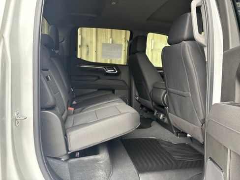 New 2025 GMC Sierra 1500 Elevation image 42