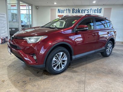 Used 2018 Toyota RAV4 XLE w/ Carpet Mat Package