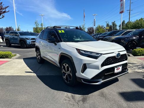 Certified 2022 Toyota RAV4 XSE AWD/4WD image 7