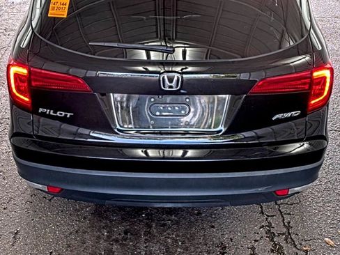 Used 2017 Honda Pilot EX-L image 11