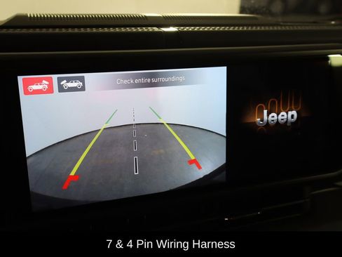 Used 2024 Jeep Wrangler Unlimited Sahara w/ Technology Group AWD/4WD image 40