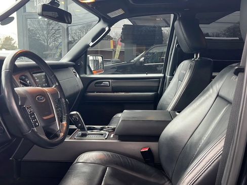 Used 2015 Ford Expedition EL Platinum image 38