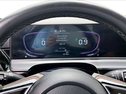 Used 2025 Kia Seltos S AWD/4WD image 19
