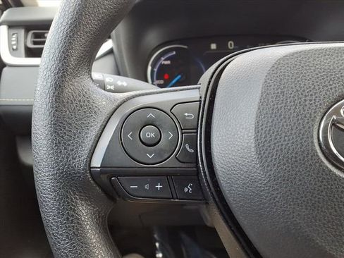 Certified 2025 Toyota RAV4 LE image 15