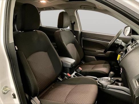 Used 2017 Mitsubishi Outlander Sport LE FWD image 7